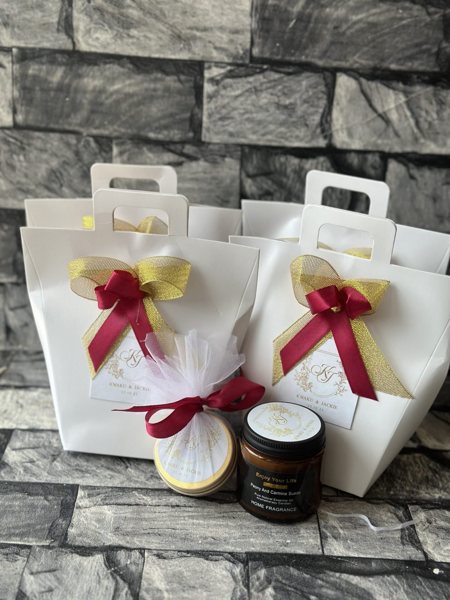 customized and packaged (Scented candle and Sheabutter) - Image 2