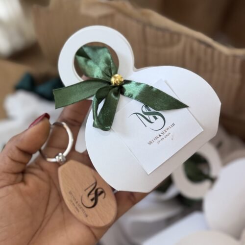 Oval shape wooden Keyholder (customized and packaged)