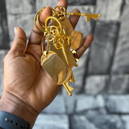 2in1 Vintage opener with Metal keyholder (gold)