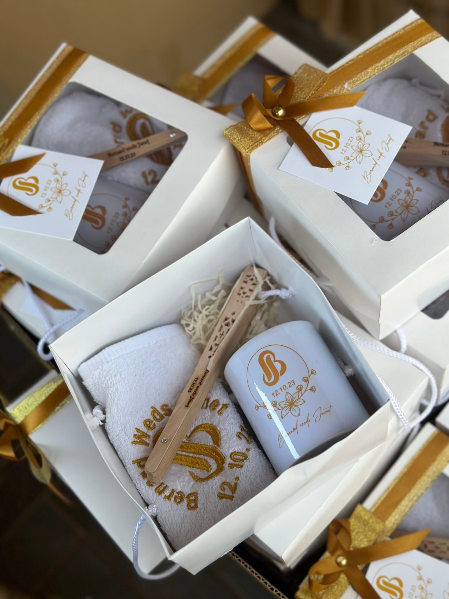 Ceramic mug, facetowel, wooden fan (customized and packaged)