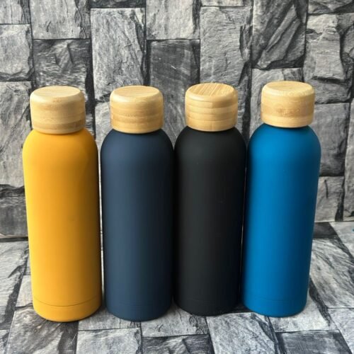 500ml Round Bottle flasks with wooden lid.