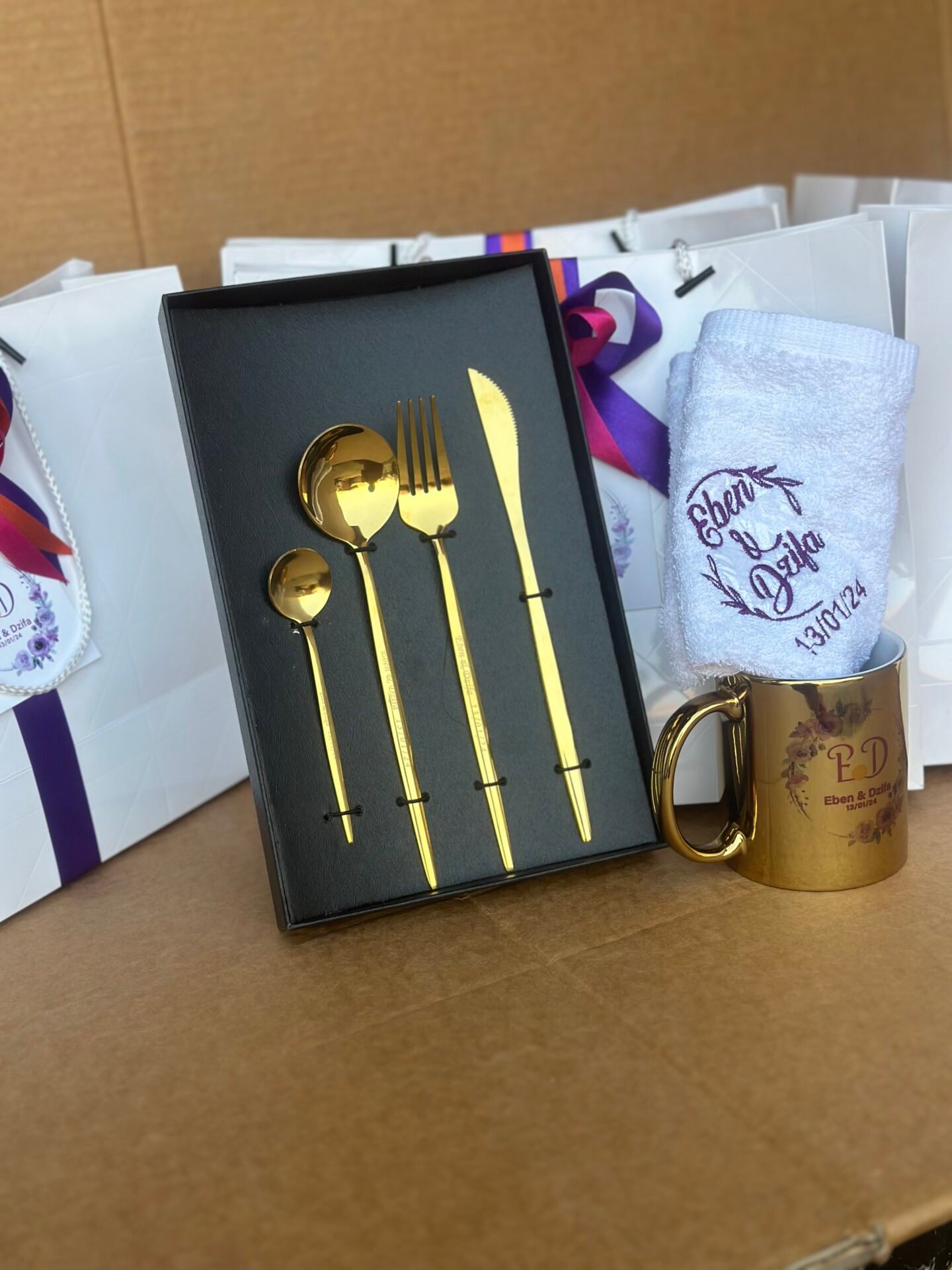 Ceramic gold and facetowel with cutlery set (Customized and packaged)