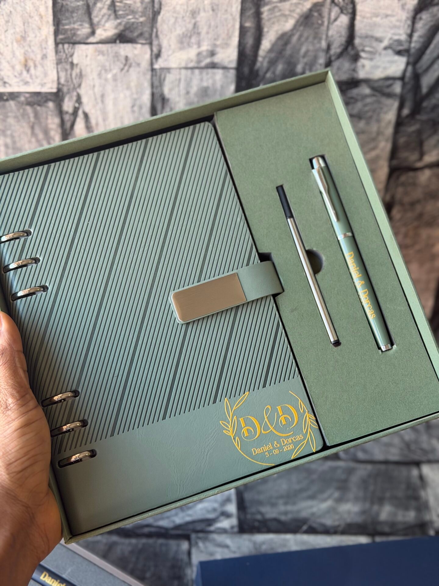 notepad and refill pens set (Customized)