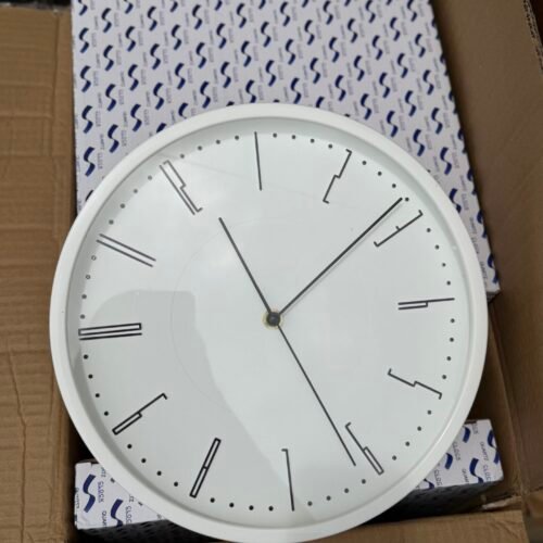 Stylish Round wall clock (white)