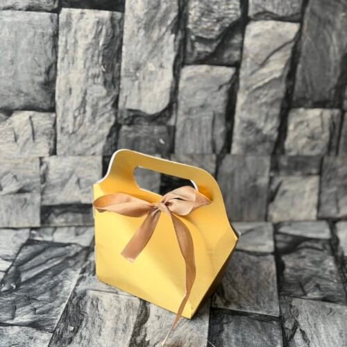 V shape box 10.5x6.5x14cm