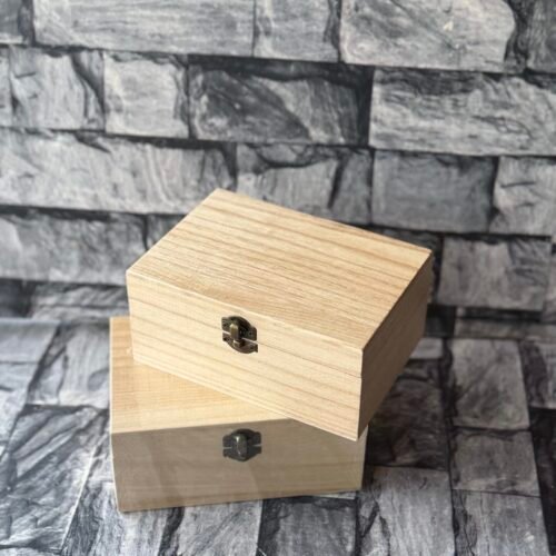 lock lid wooden Packaging(17.5x8.12x5cm)