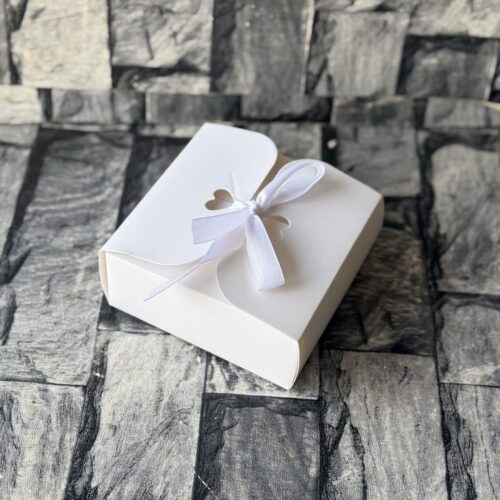 Flat ribbon boxes (9x6x16xcm)12pcs
