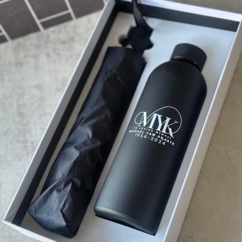 500ml vaccum flask and umbrella (customized )